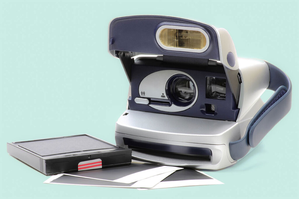 Polaroid camera met cassette